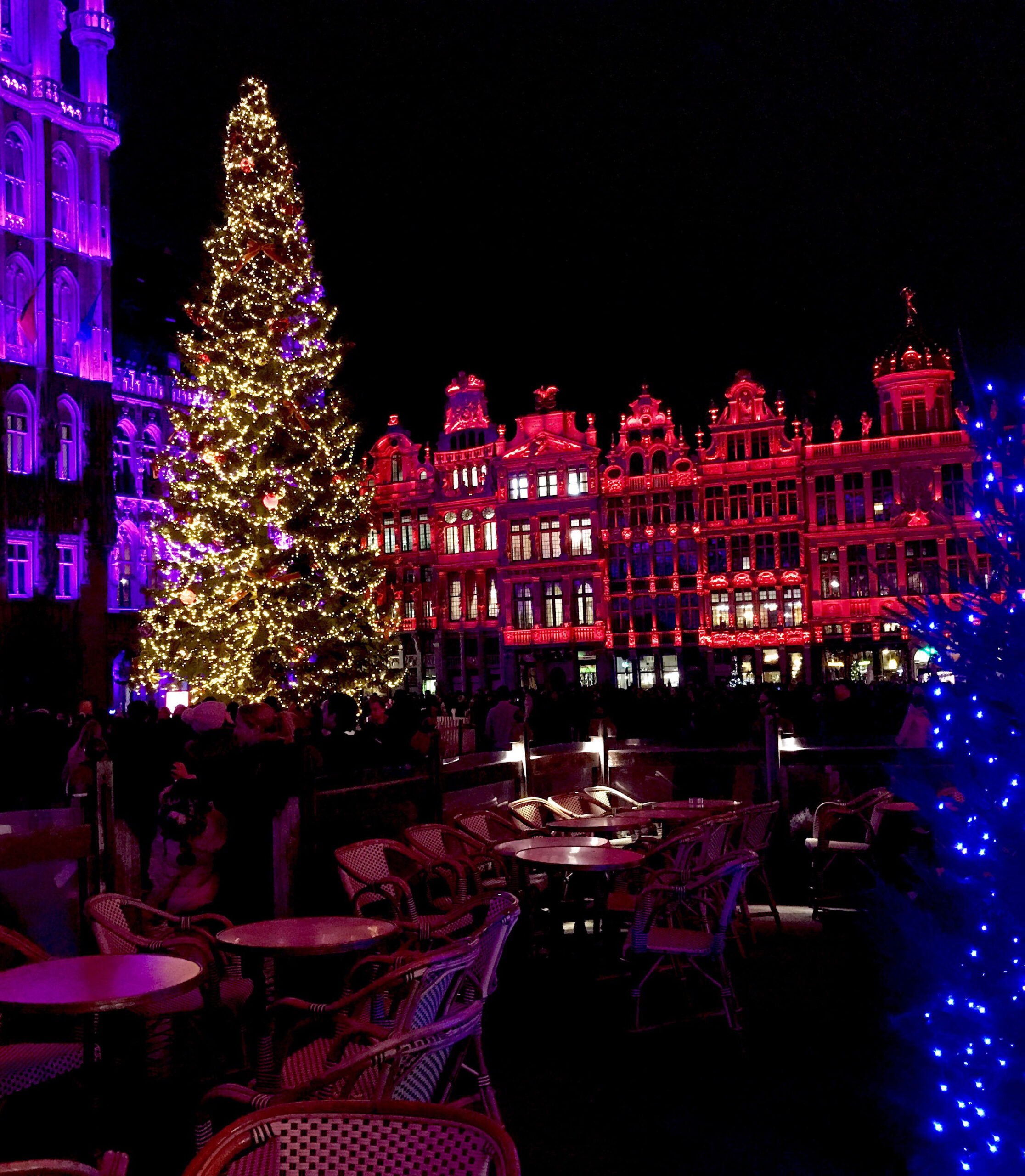 241508-brussels-grand-place-at-christmas_t20_oez2ap.jpg