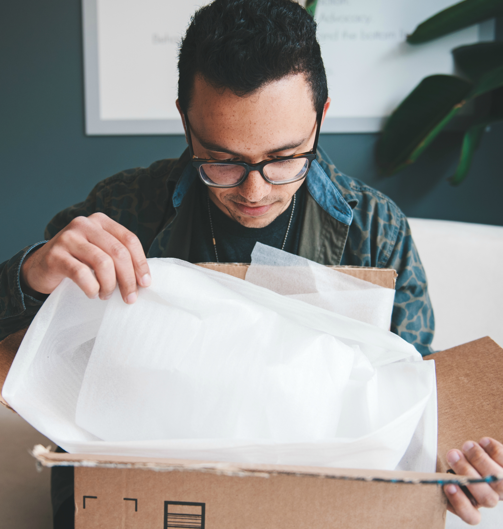 241805-things-to-avoid-ex-christmas-bad-wrapping.jpg