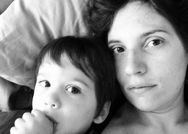 people-love-baby-nursing-thebest-bedtime-breastfeeding_t20_wknkwy