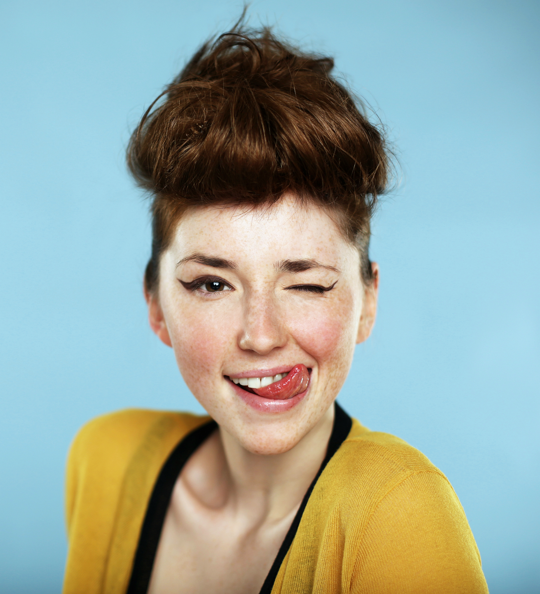 248811-health-problems-tongue-cherry-red.jpg