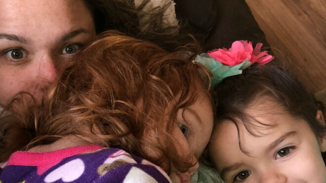 mom-two-kids-snuggling
