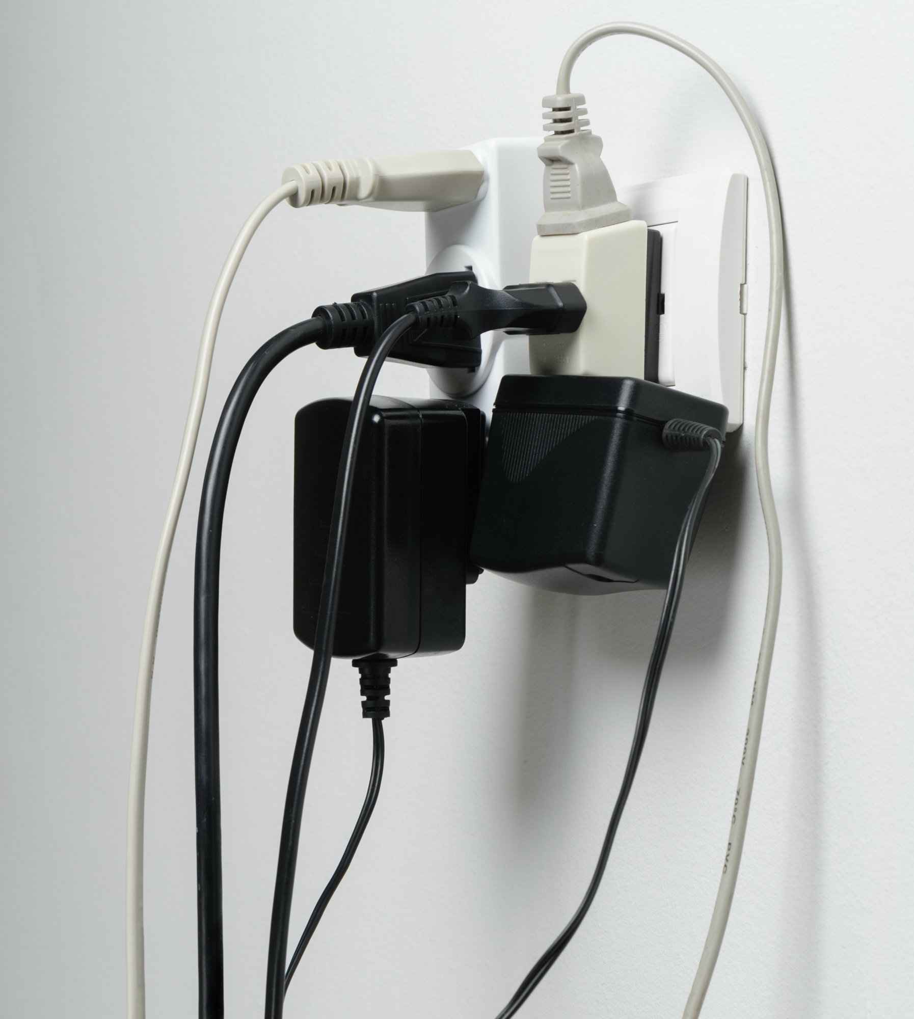 250789-household-toxins-overloaded-sockets.jpg