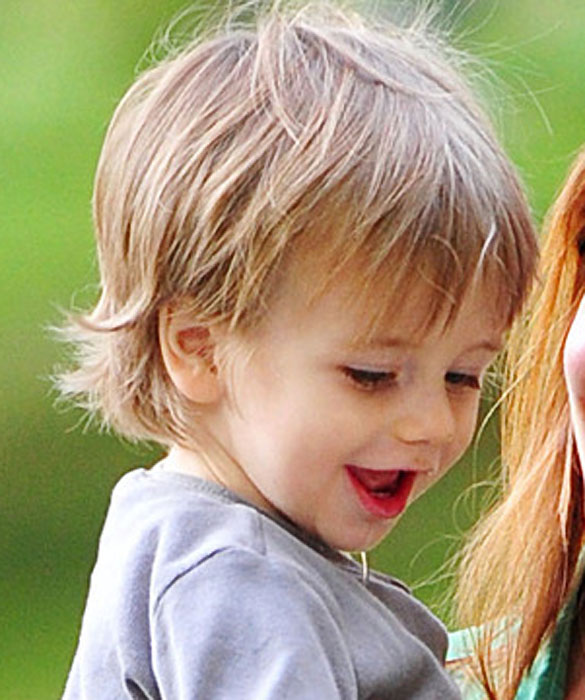 Alicia Silverstone showers her son, Bear Blue, with lots of hugs and kisses in between takes of filming "Gods Behaving Badly" in New York City