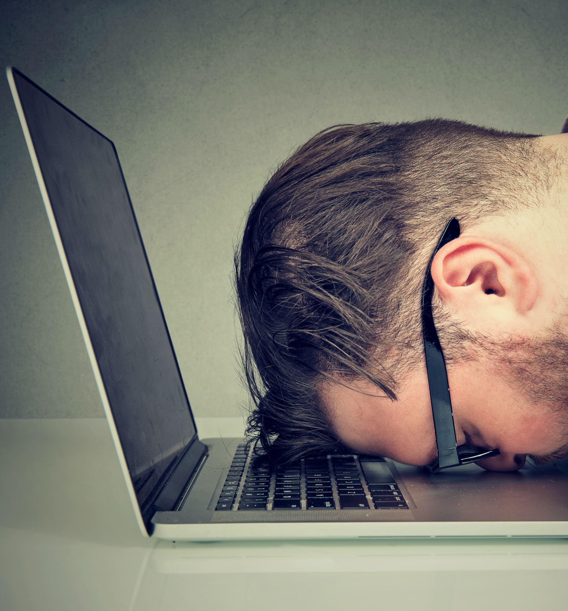 253064-man-laptop.jpg