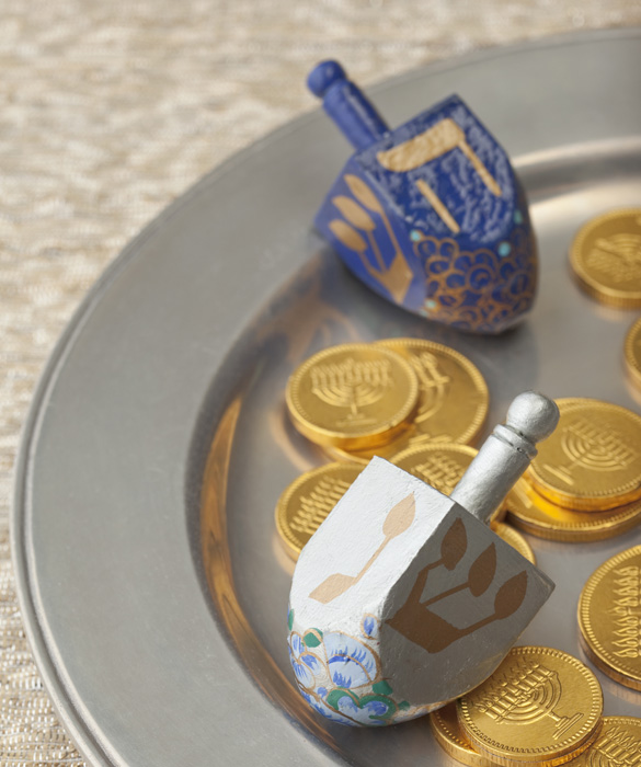 26517-3-play-dreidel.jpg