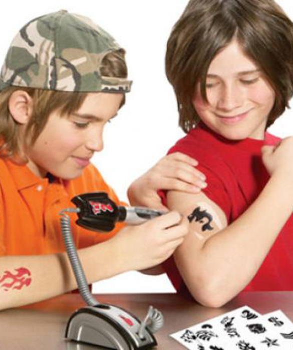 29199-5_toy-tattoo-gun.jpg