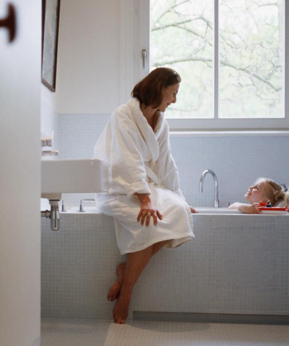 31725-bathtime2c.jpg