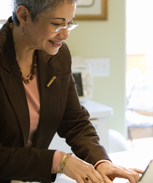 31782-collegeconnect5c.jpg