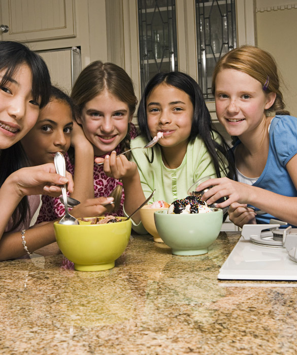 31878-sleepover9c.jpg