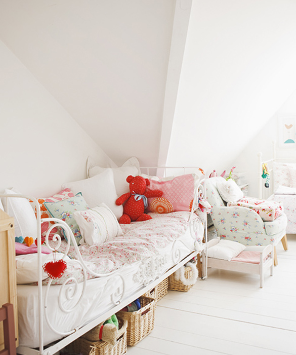 34403-7-painting-the-nursery.jpg