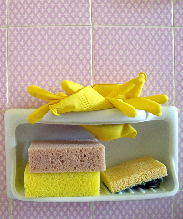 34412-1-cut-sponges-in-half.jpg