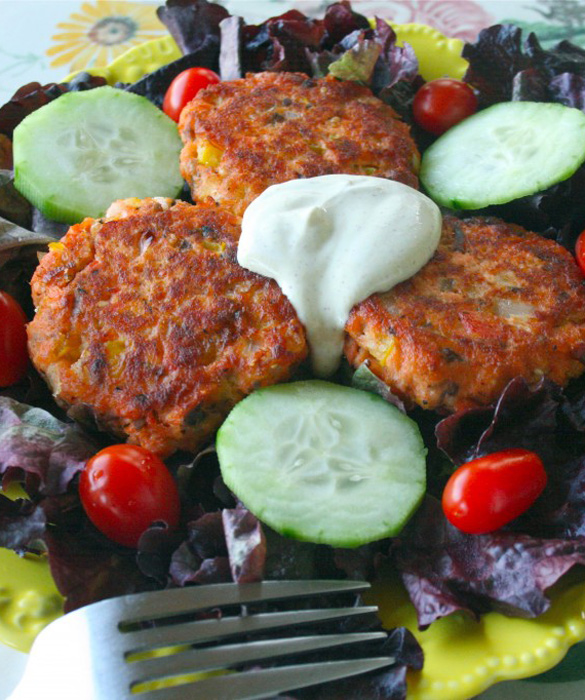 36009-salmon_cakes_presleys_pantry.jpg