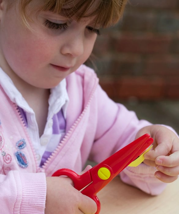 36234-activities-that-promote-fine-motor-skills-in-toddlers4c.jpg