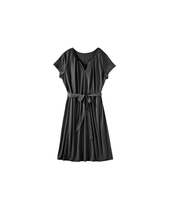 38132-little-black-dress-04.png