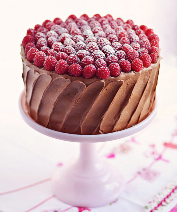 40894-2_fullcakeredvel.jpg