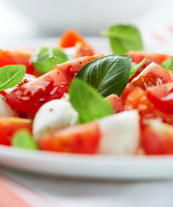 41381-caprese_salad.jpg 41381-caprese_salad.jpg