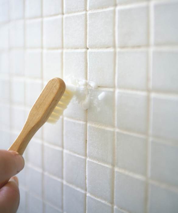 48150-unique-uses-for-household-products8c.jpg