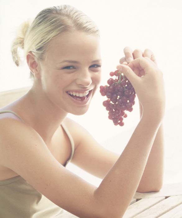 48429-produce-guide-how-to-pick-and-prep-fruits3c.jpg