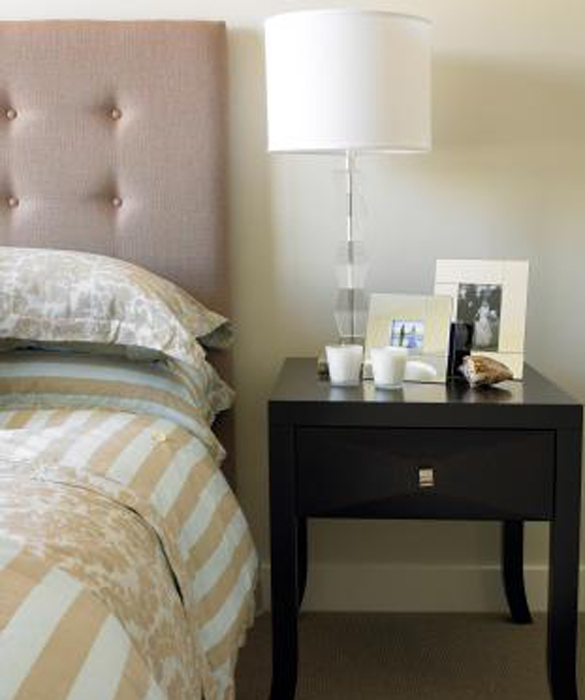 48457-how-to-make-your-bedroom-a-sanctuary4c.jpg