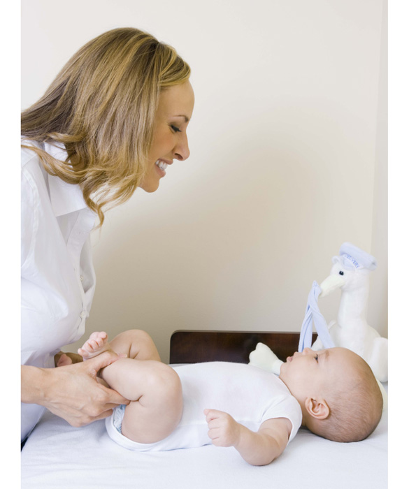 48699-bringing-home-baby-what-to-expect-the-first-few-weeks6c.jpg