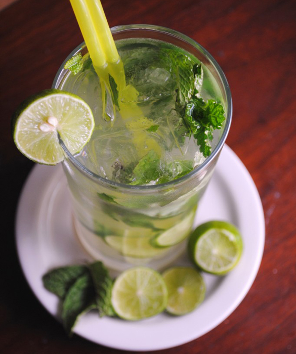 50492-mojitos.jpg