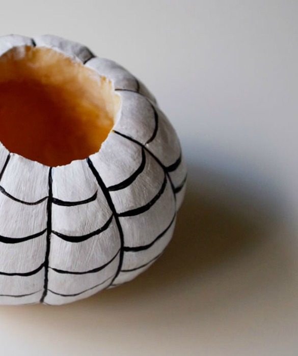 54454-paint-lines-pumpkin-tealights.jpg