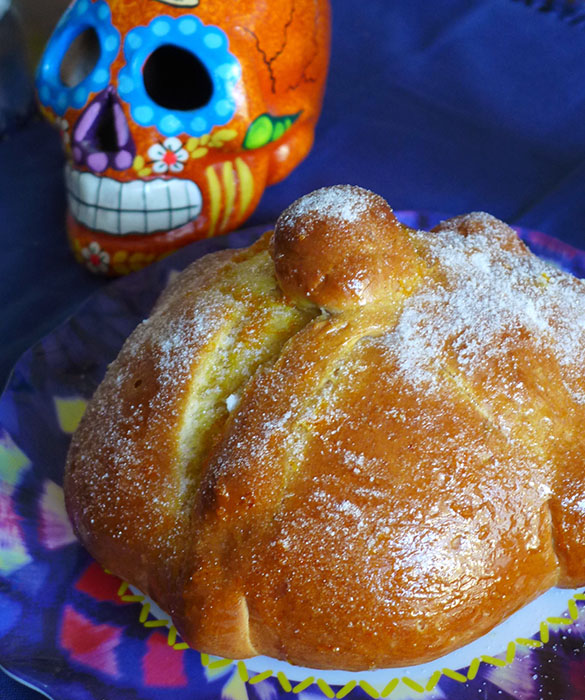 54756-pan-de-muerto-day-of-the-dead-recipes.jpg