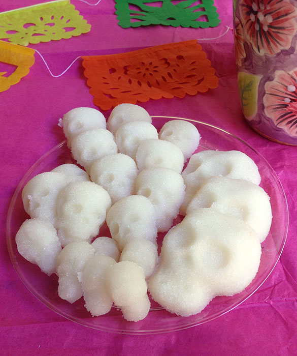 54759-sugar-skull-sugar-cubes-day-of-the-dead-recipes.jpg