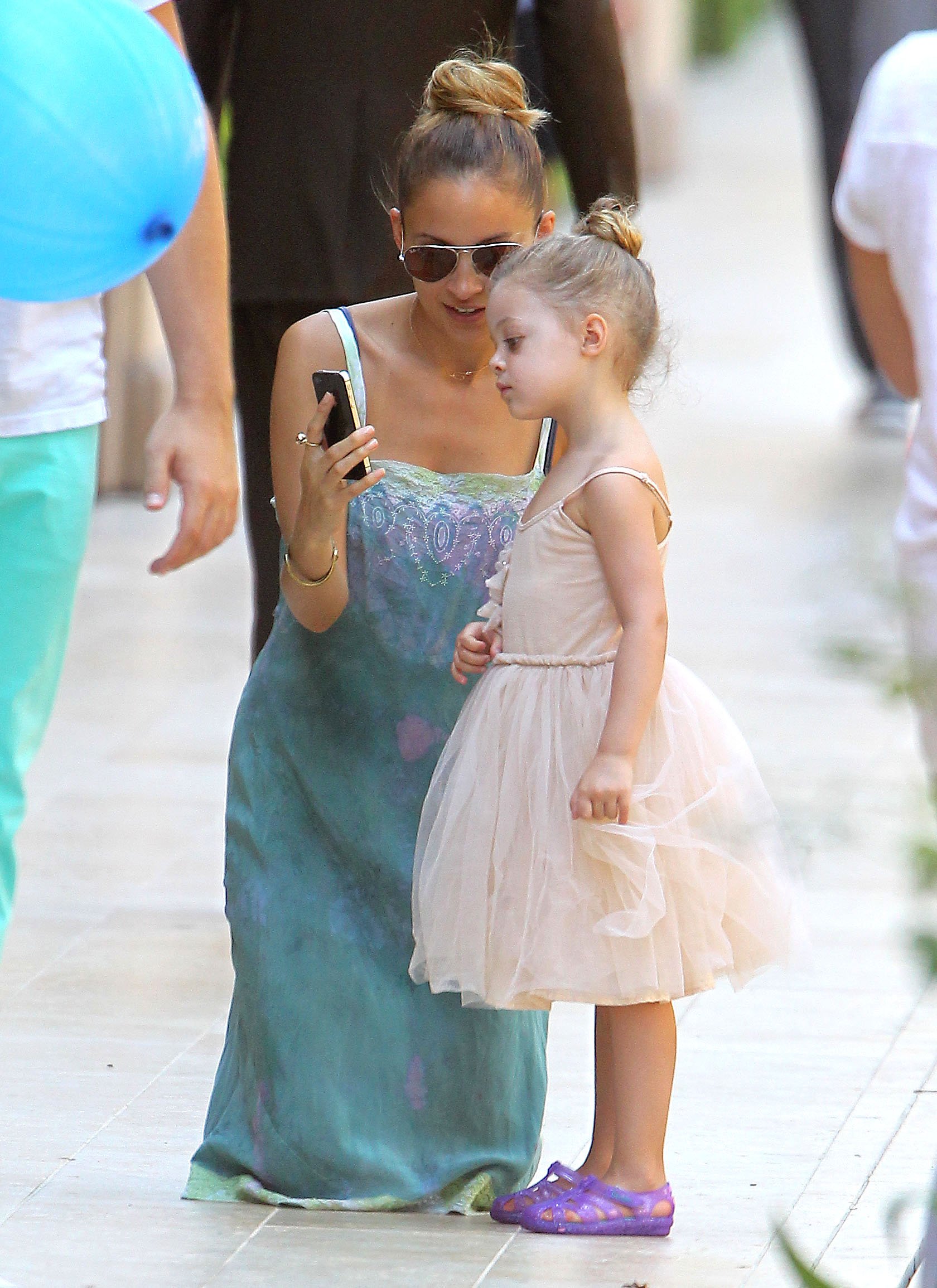 Semi-Exclusive... The Madden-Richie and Maguire-Meyer Families Attend a Birthday Party