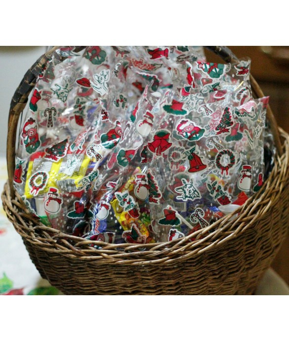 58480-09-posadas-candy.jpg