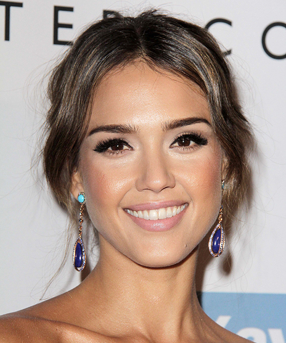 60202-hairstyle-jessica-alba.jpg