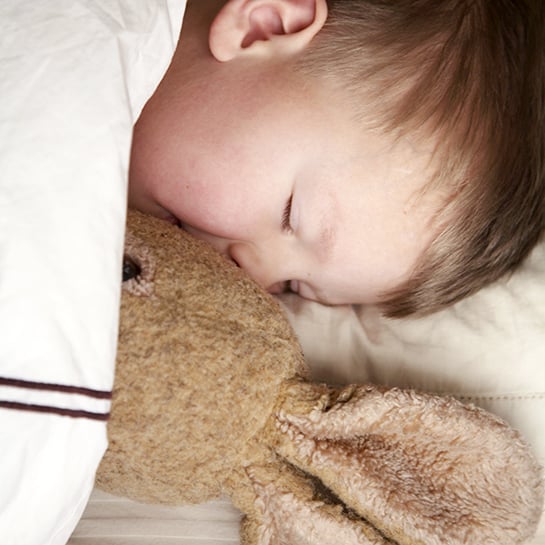 74110-mom_bedtime-ritual_09_security_getty_159772473.jpg