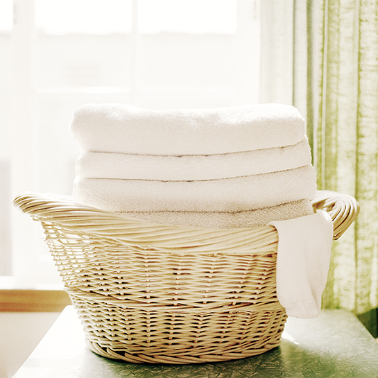 76198-07-white-towels.jpg