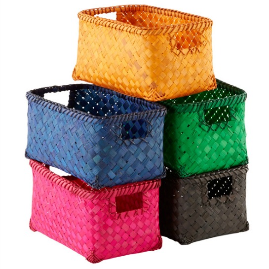 76318-colorful_baskets.jpg