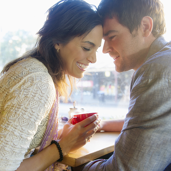 77527-5-couple-on-date.jpg