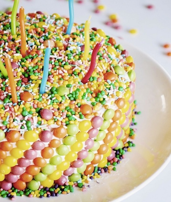 79109-skittles-nerds-cake.jpg