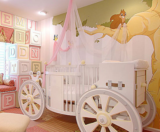 80741-fantasy-carriage-crib.jpg