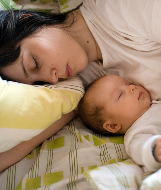 81578-3-sleeping-mother-baby-nap-cozy.jpg
