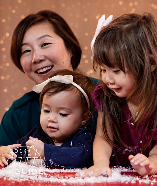 mom_holiday-gift-guide_esther_v4