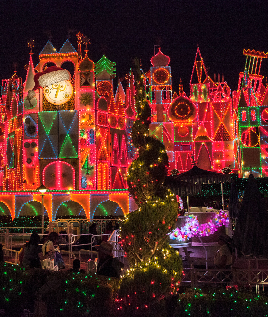 87409-holiday-destination-disneyland-small-world.jpg