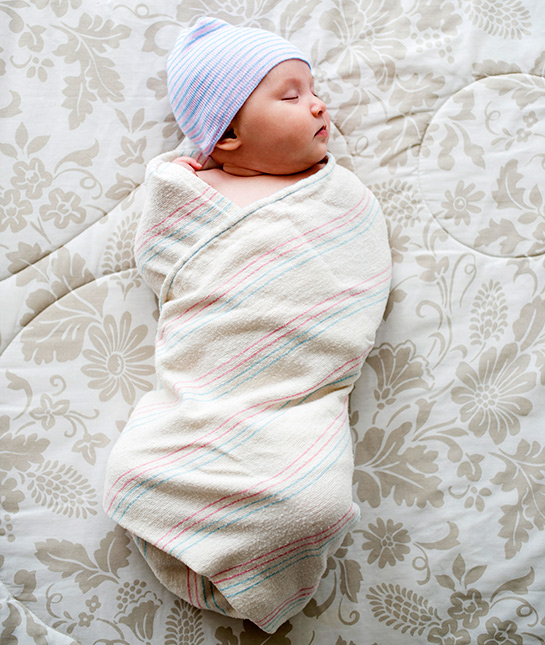 89069-mom_baby-sleep-myths_04_incontrol_getty_526296519.jpg