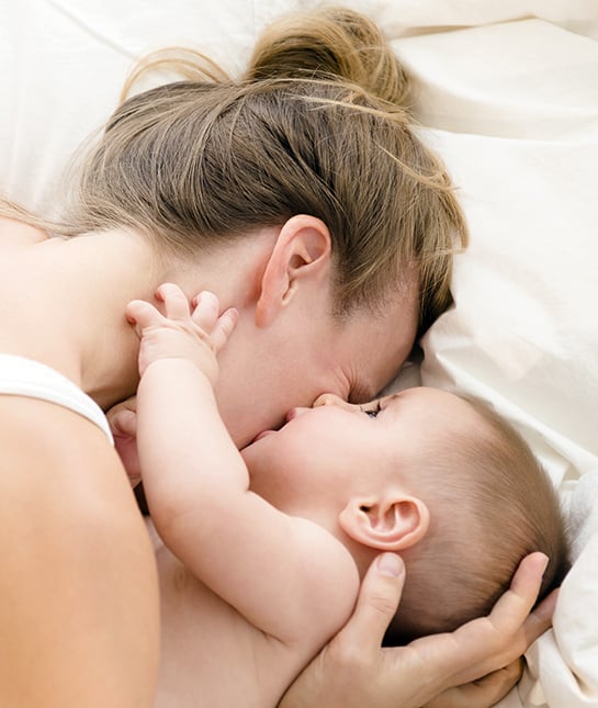 89072-mom_baby-sleep-myths_08_tired_getty_466457199.jpg