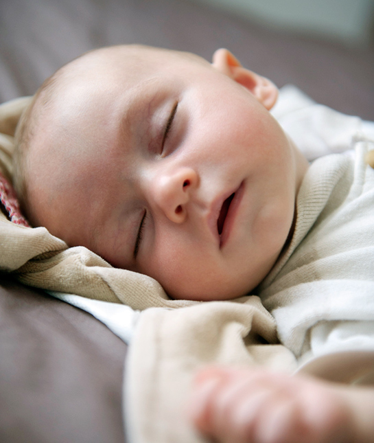 89073-mom_baby-sleep-myths_09_skipnaps_getty_175835010.jpg