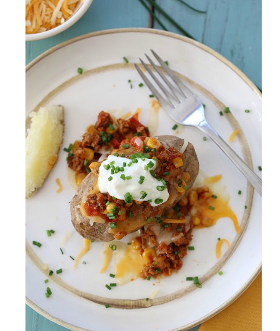 89099-loaded-turkey-chili-baked-potatoes.jpg