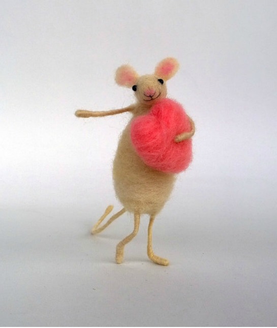 89570-pink-heart-mouse.jpg