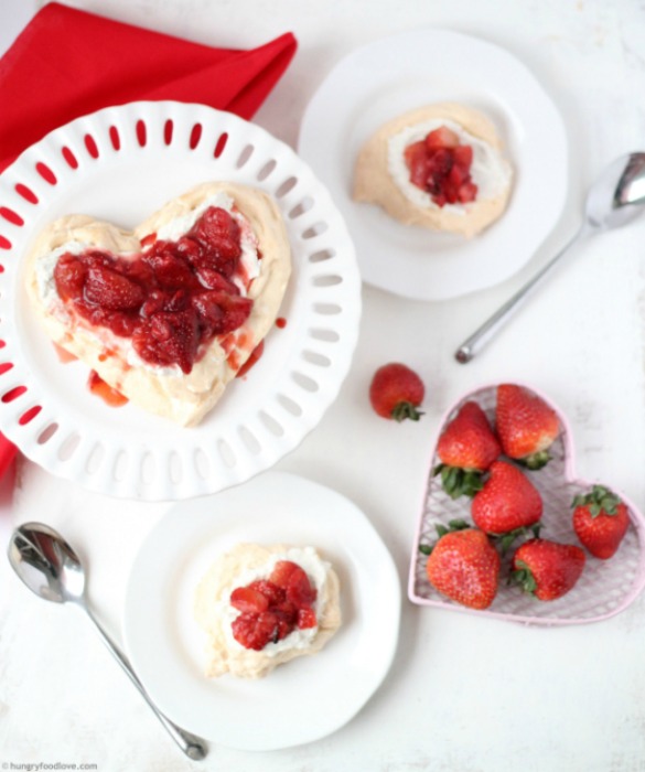 90303-hungryfoodlove1.jpg