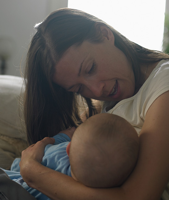 90707-6-mother-breastfeeding.jpg