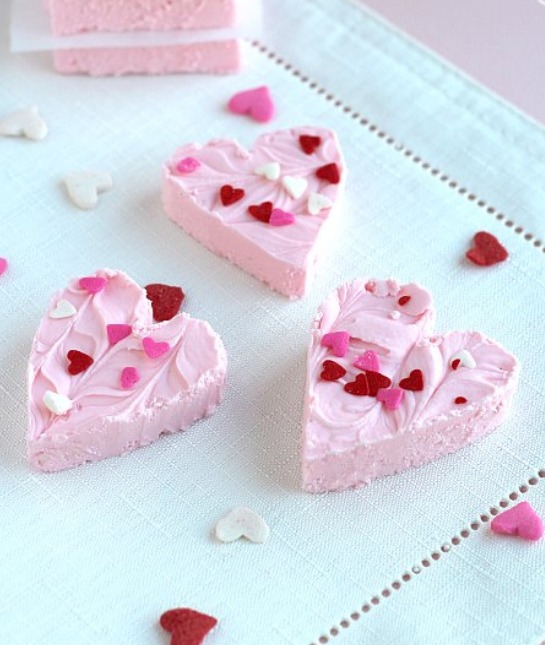 91515-strawberry-fudge.jpg