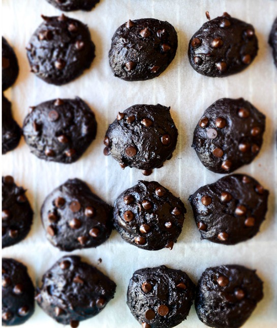 91642-chocolate-fudge-yogurt-cookies.jpg