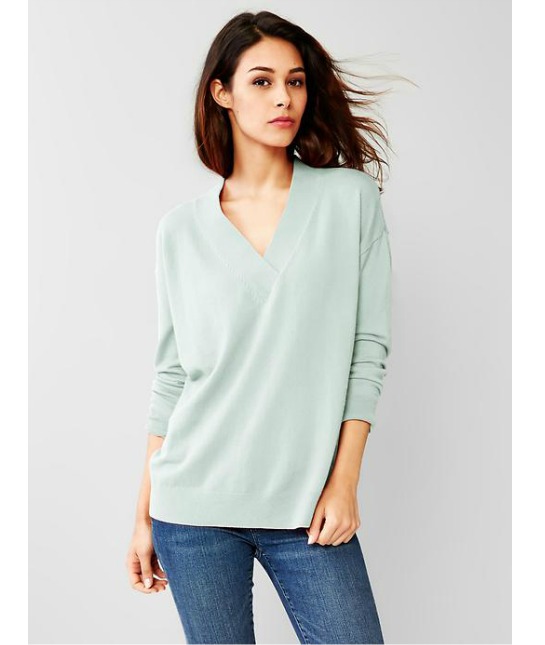 94872-pale-green-sweater.jpg
